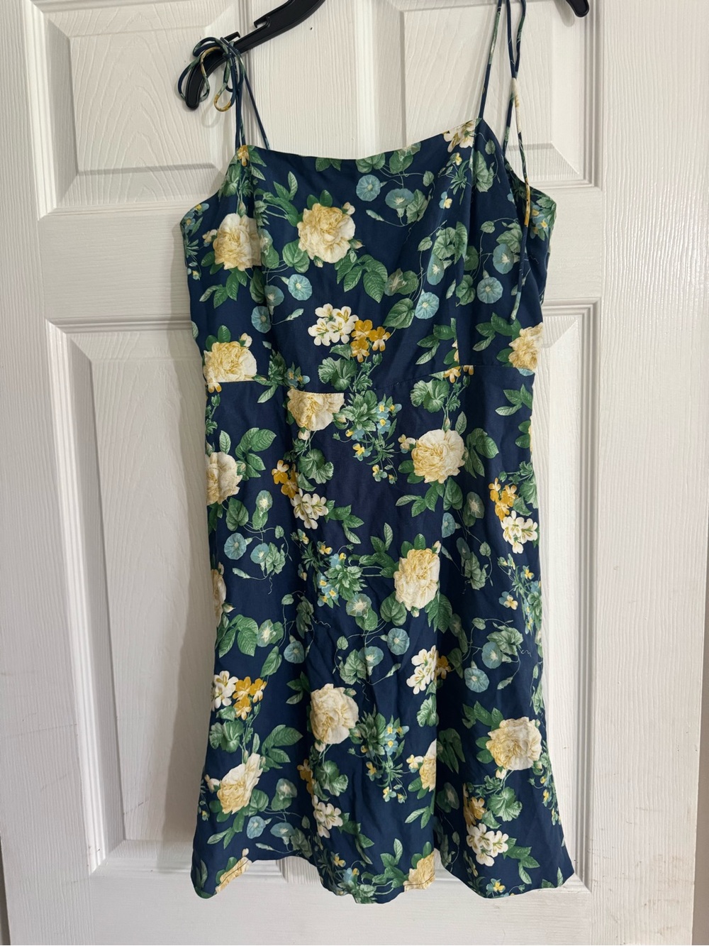 Old Navy Navy Floral Tie-Shoulder Mini Dress with Yellow Roses